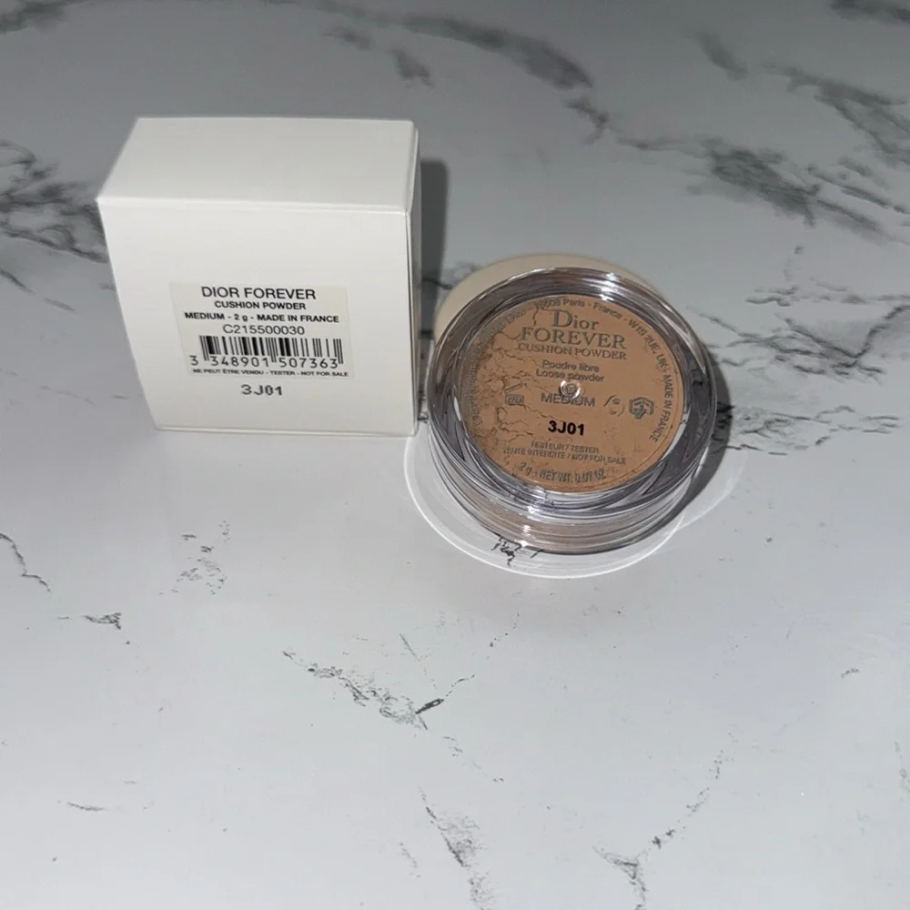NWT Dior Forever Cushion Powder- Medium Never used Jar still sealed Still in box